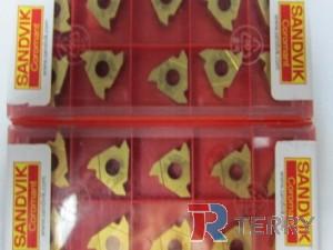 Major brand: Korloy, Sumitomo, Sandvik, Kyocera, Iscar, SECO, Dijet, Kennametal, Tungaloy, Mitsubishi, Hitachi, Valenite, Walter, Taegutec, ZCCCT, OSG,LINKS,STWC,Lamina,etc. Payment details: Packaing:10 pcs/plastic box, then by carton outside